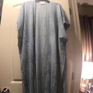 BuddyLove M/L blue snake kimono gently used